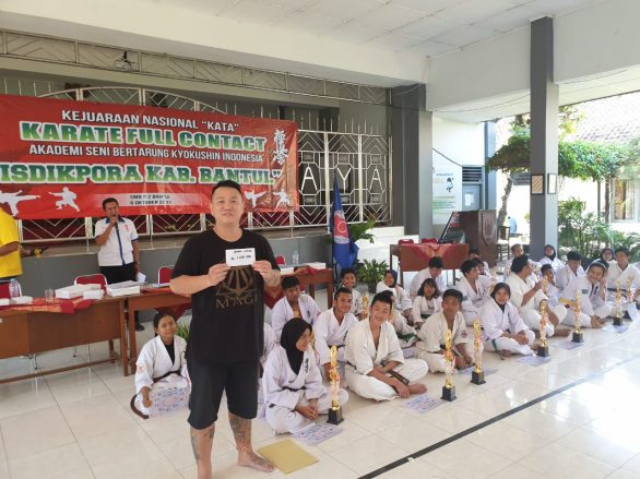Juara Umum Kejurnas Kata ASBKI